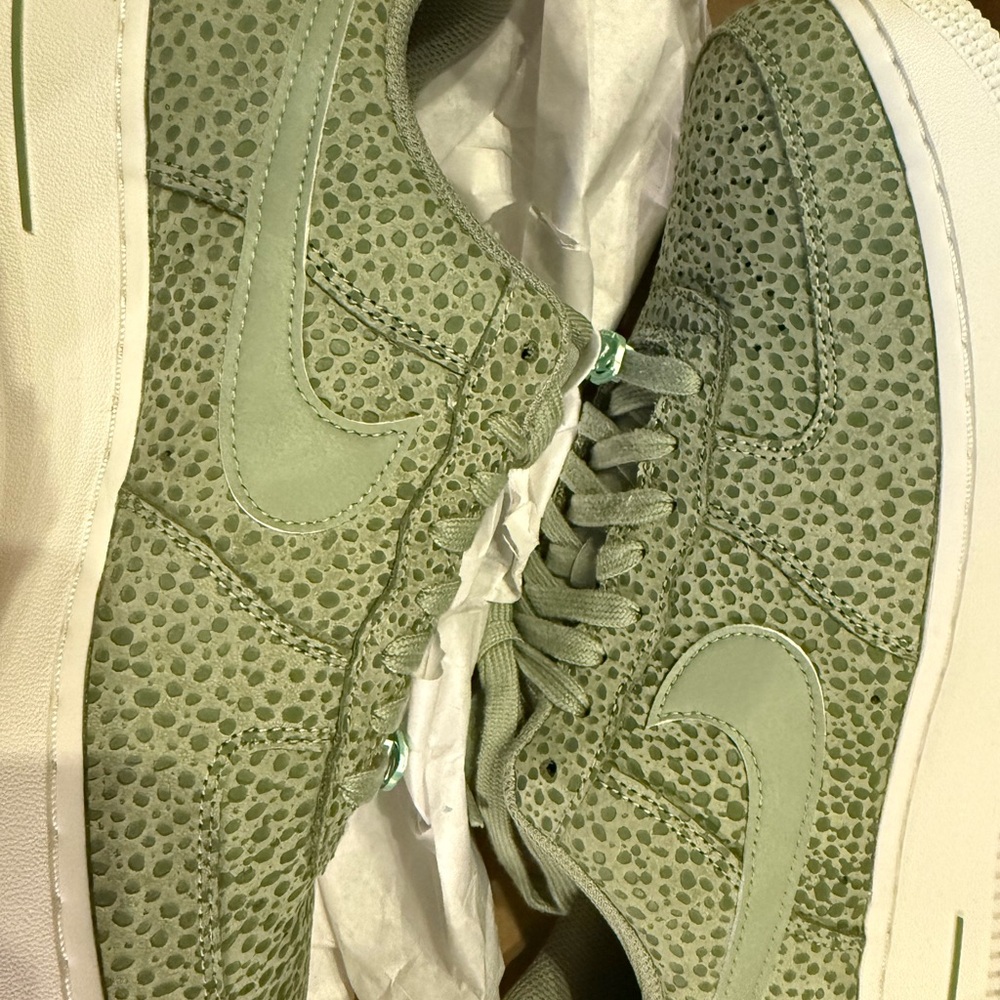 Nike Green Air force 1 sz 11w